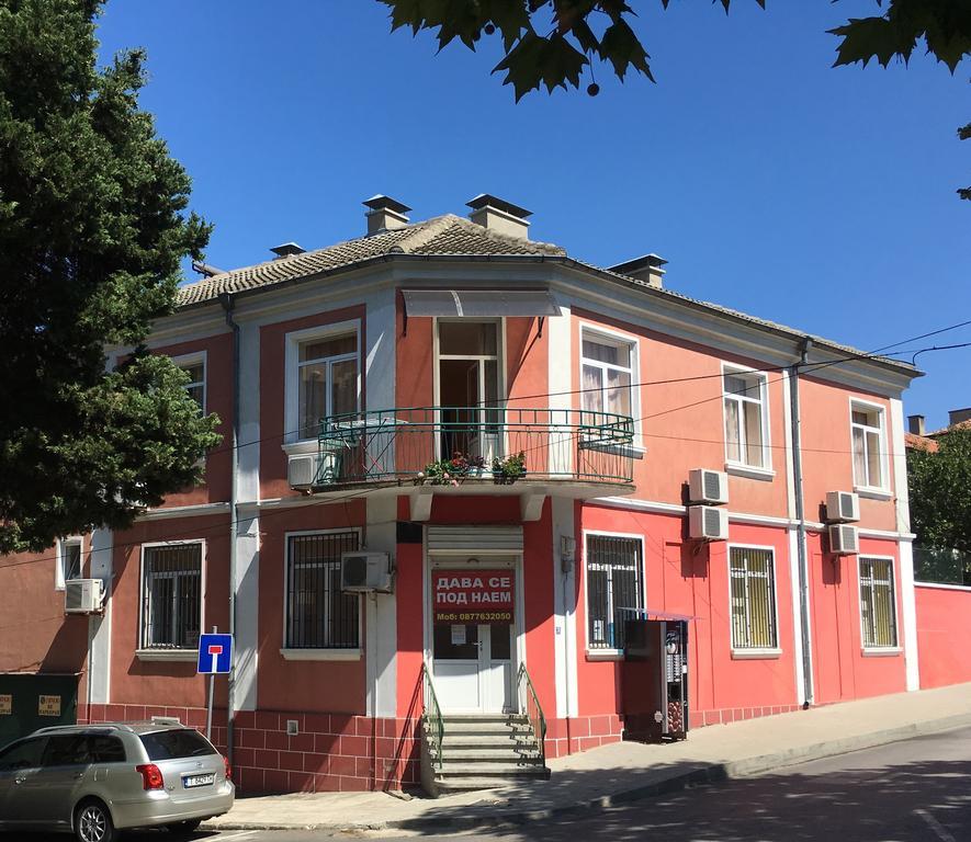 Pink Guest House Obzor Esterno foto